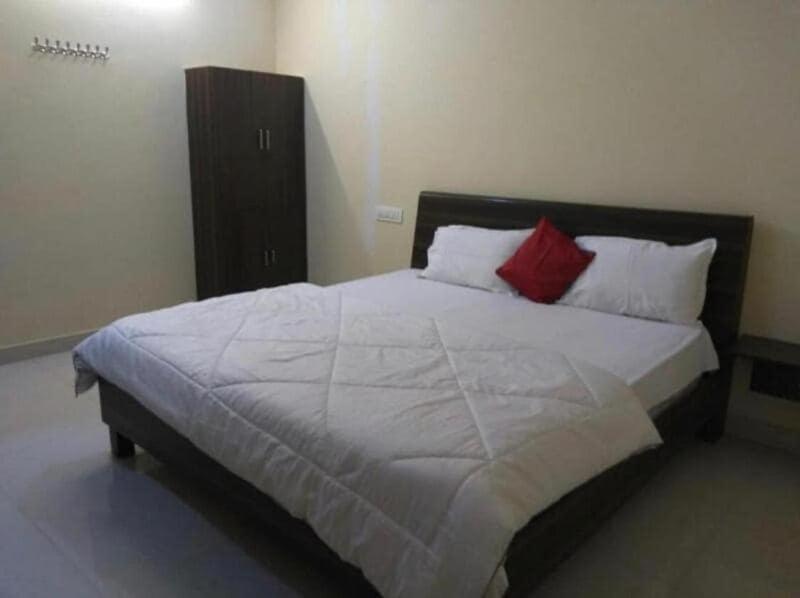 Oyo Flagship 80855 Hotel R Grand Vijayawada Exterior photo